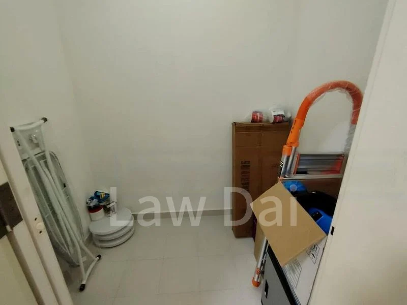 Common Room (Condo) for Rent in  8 @ Mount Sophia - Image 6