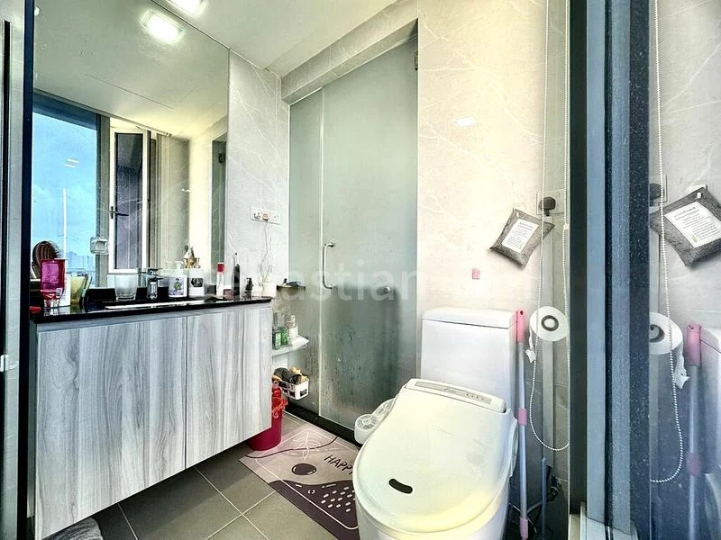 3 Bed Condo for Sale in  One Fort - Image 8