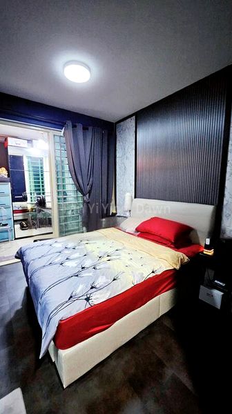 3 Bed Executive Condo for Sale in  Watercolours - Image 6