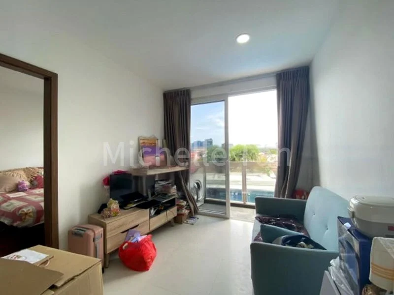 3 Bed Apartment (Condo) for Sale in  Kensington Square - Image 2