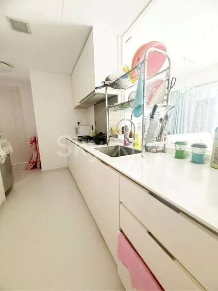 Common Room (Condo) for Rent in  Bellewaters - Image 5