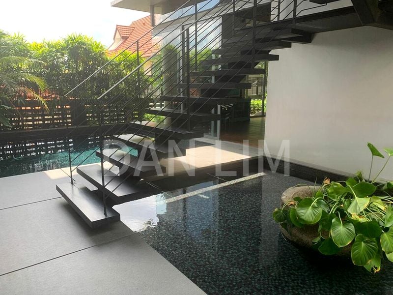 4 Bed Bungalow (Landed) for Sale in  Braddell Heights Estate - Image 11