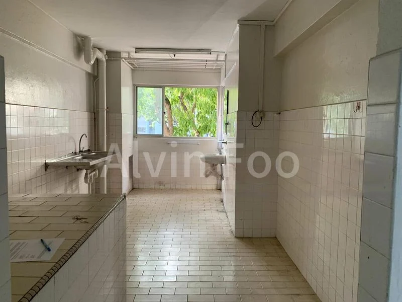 Shop / Shophouse for Sale: 304 Ubi Avenue 1 - Image 2