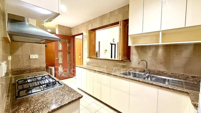 5 Bed Condo for Sale in  Heritage View - Image 4