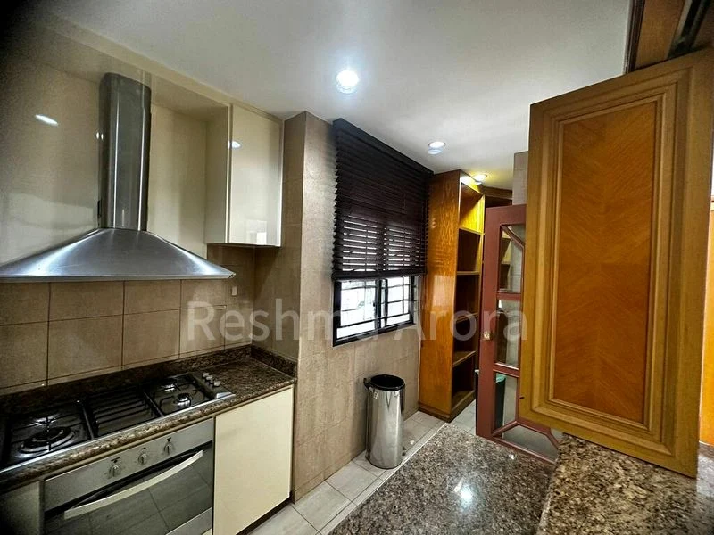 5 Bed Condo for Sale in  Heritage View - Image 16