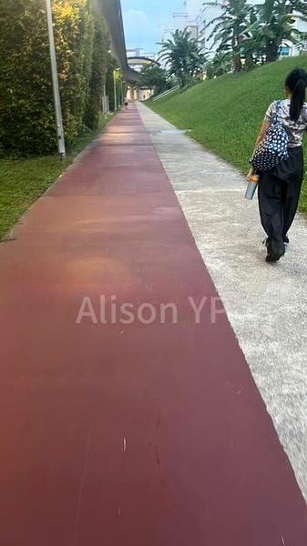 Common Room (Condo) for Rent in  Palm Gardens - Image 1