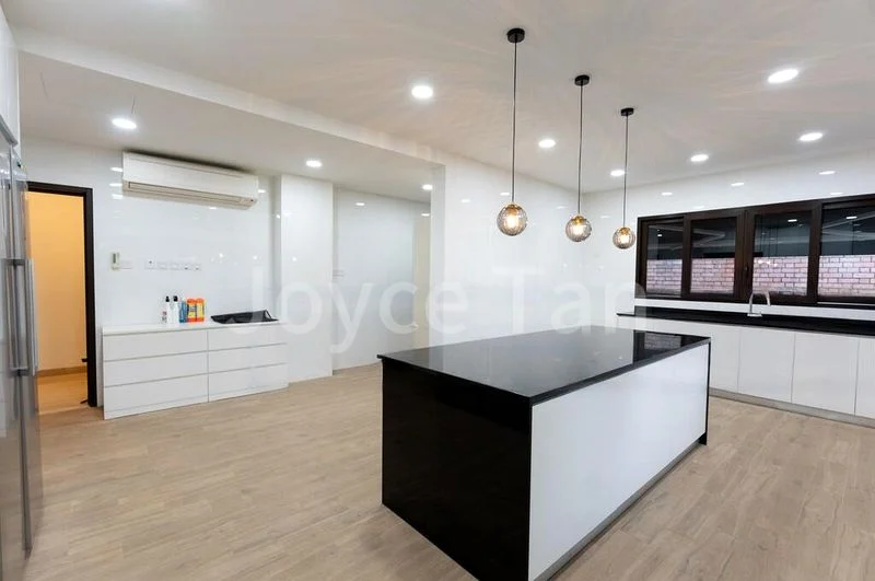 6 Bed Bungalow (Landed) for Rent in  King Albert Park - Image 3