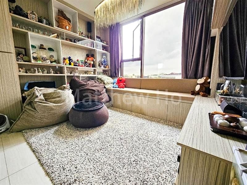 2 Bed Apartment (Condo) for Sale in  The Brooks II - Image 2