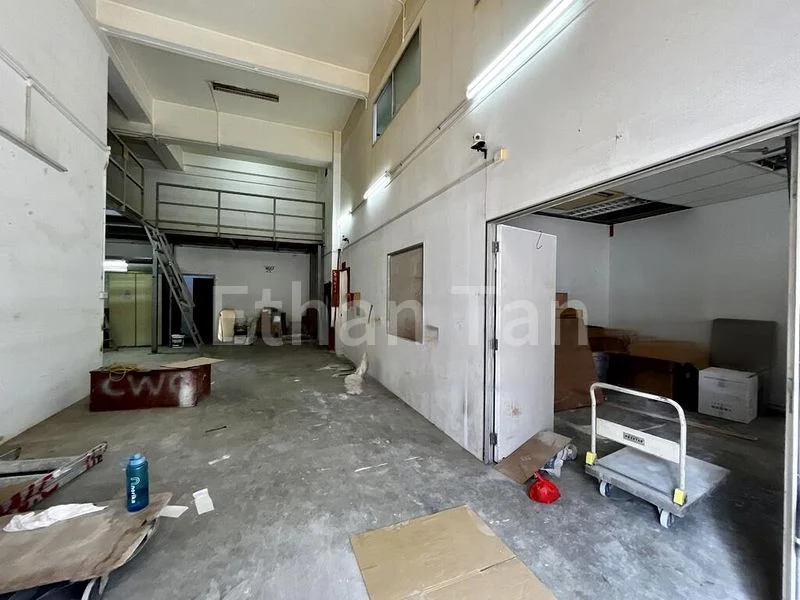 Light Industrial (B1) for Rent: Pemimpin Industrial Building - Image 9