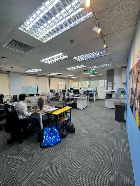 Office for Rent: Tong Eng Building - Image 2