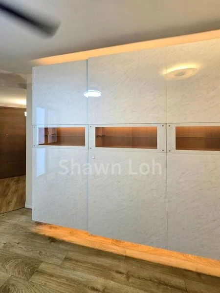 3 Bed Executive Condo for Sale in  The Topiary - Image 3