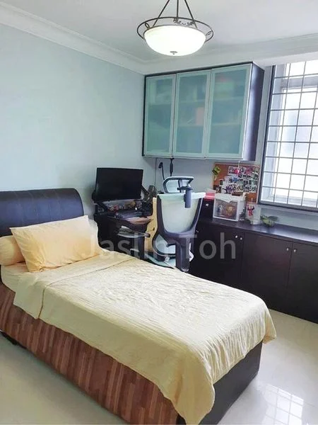 4 Room (4S) HDB for Sale in  341 Ubi Avenue 1 - Image 6