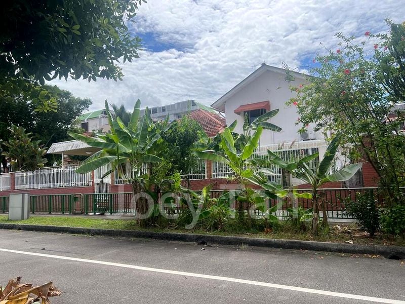 6 Bed Bungalow (Landed) for Sale in Hillside Terrace - Image 4