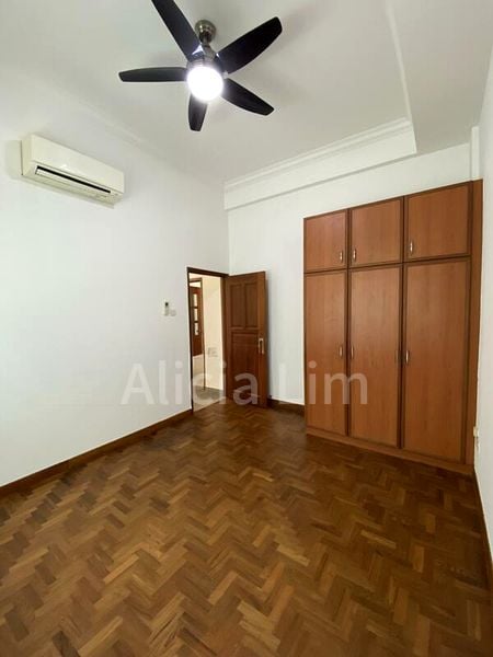6 Bed Semi-Detached House (Landed) for Rent in  Four Seasons Park - Image 5