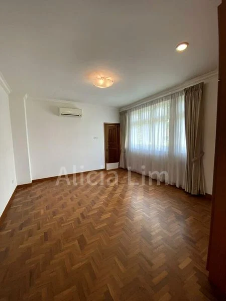 6 Bed Semi-Detached House (Landed) for Rent in  Four Seasons Park - Image 9