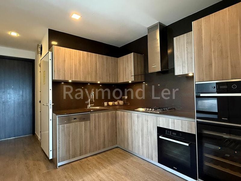 3 Bed Condo for Rent in  Cape Royale - Image 6