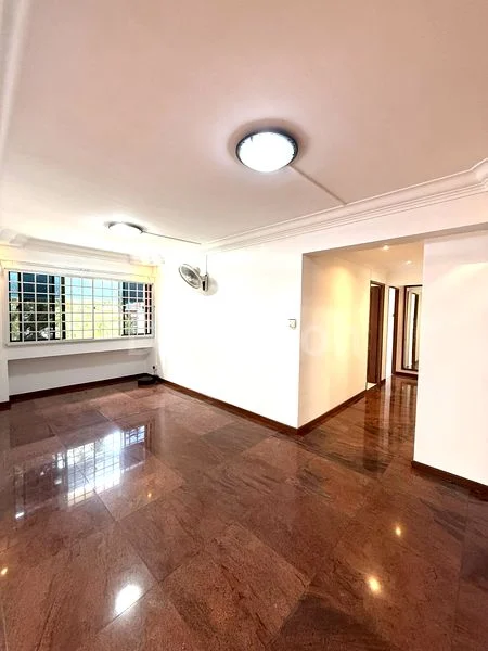 5 Room (5I) HDB for Sale in  720 Tampines Street 72 - Image 3