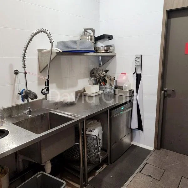 Food & Beverage for Rent: Tyrwhitt Road Shop For Rent, 700 Sqft - Image 7