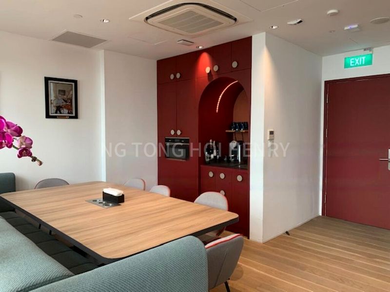Office for Rent: Tahir Building - Image 7
