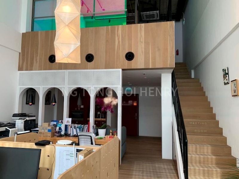 Office for Rent: Tahir Building - Image 8