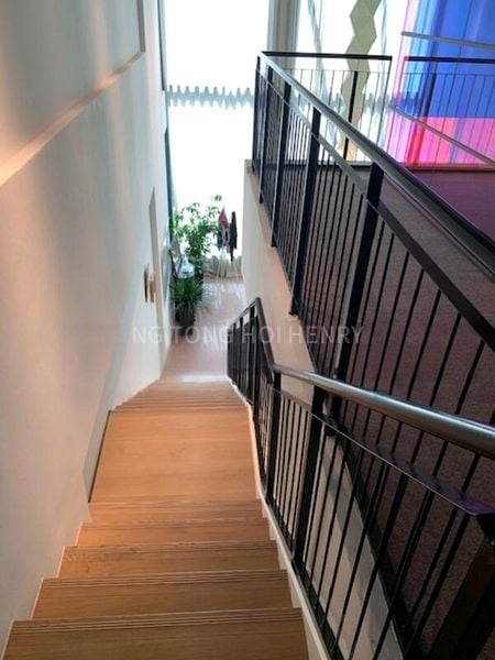 Office for Rent: Tahir Building - Image 5