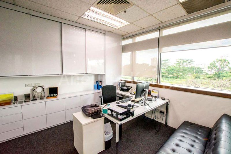 e-Business for Rent in  German Centre - Image 1