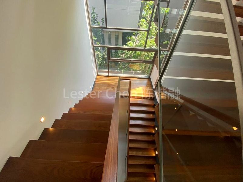 6 Bed Bungalow (Landed) for Sale around  Paradise Island - Image 2