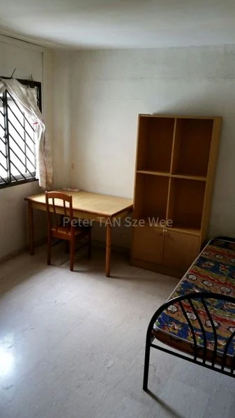 Common Room (HDB) for Rent in  107 Jurong East Street 13 - Image 1