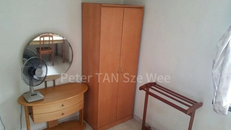 Common Room (HDB) for Rent in  107 Jurong East Street 13 - Image 3