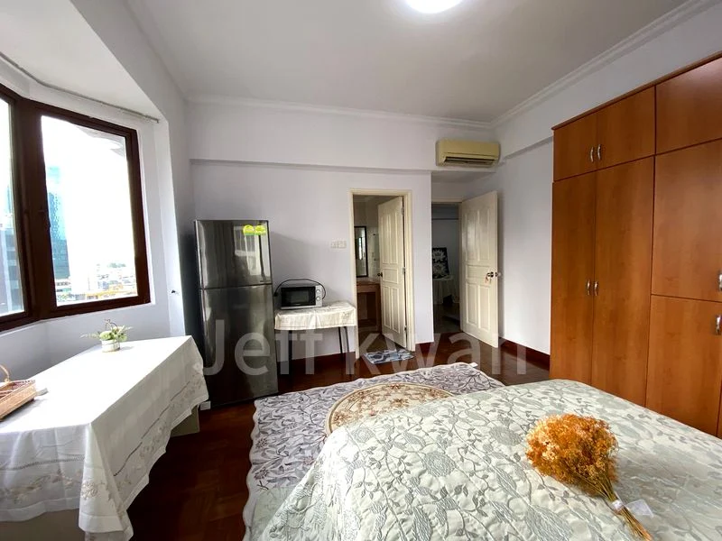 Common Room (Condo) for Rent in  Birmingham Mansions - Image 1