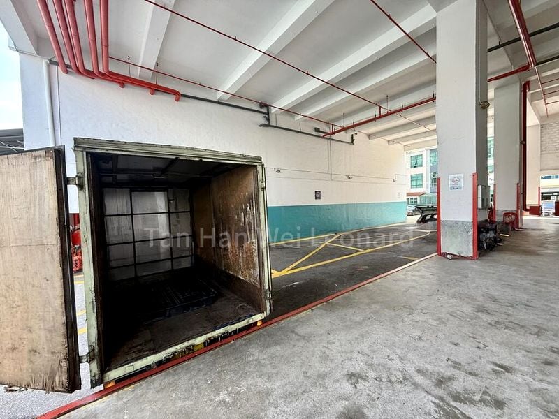Da Jin Factory Building: Warehouse for Rent - Image 2
