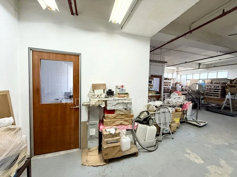 Da Jin Factory Building: Warehouse for Rent - Image 1