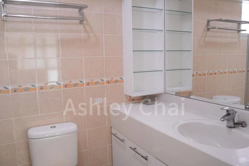 5 Room (5I) HDB for Sale in 203B Punggol Field - Image 6