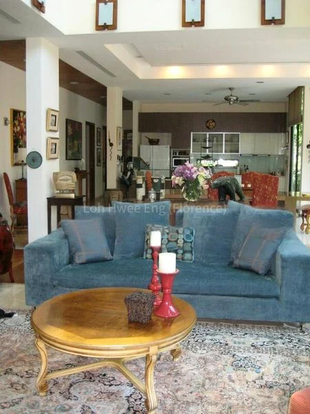 6 Bed Semi-Detached House (Landed) for Rent in  Shamrock Park - Image 3