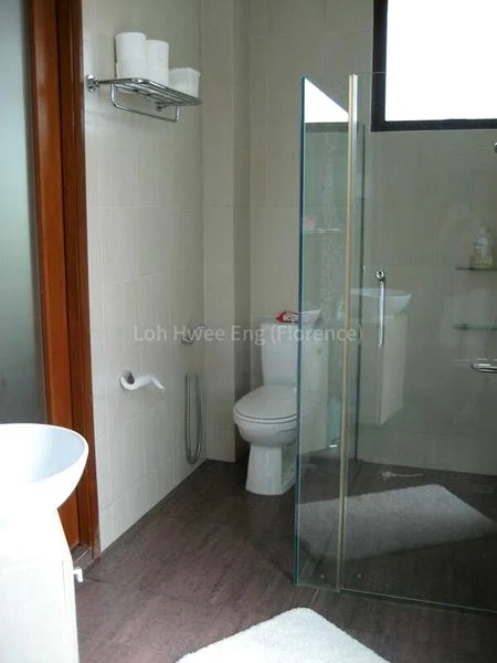 6 Bed Semi-Detached House (Landed) for Rent in  Shamrock Park - Image 14