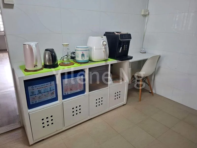 Master Room (HDB) for Rent in  601 Senja Road - Image 3
