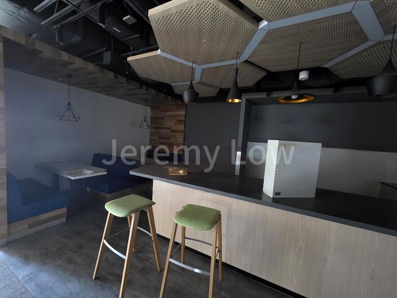 Office for Rent: Capital Square - Image 8