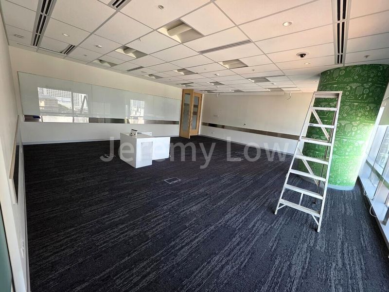 Office for Rent: Capital Square - Image 10