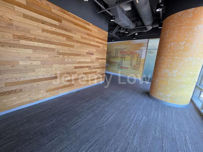 Office for Rent: Capital Square - Image 12