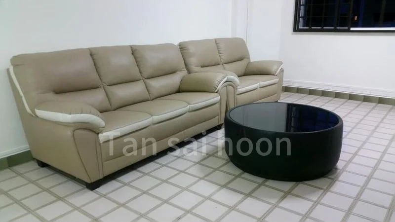 5 Room (5I) HDB for Rent in  103 Jurong East Street 13 - Image 2