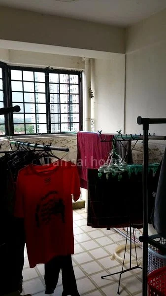 5 Room (5I) HDB for Rent in  103 Jurong East Street 13 - Image 7