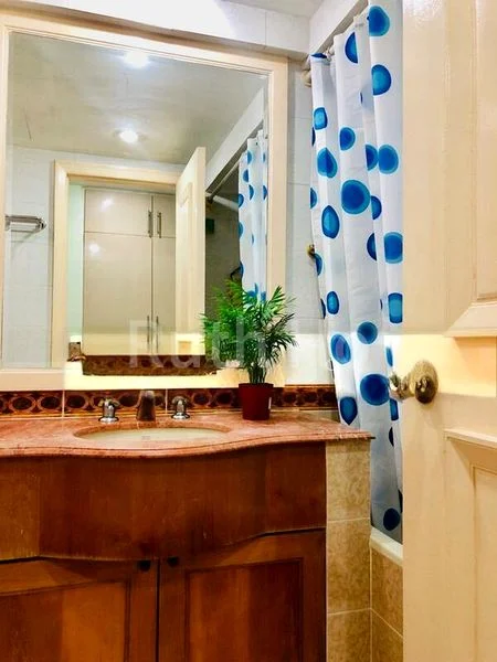 3 Bed Apartment (Condo) for Sale in  Parkview Apartments - Image 4