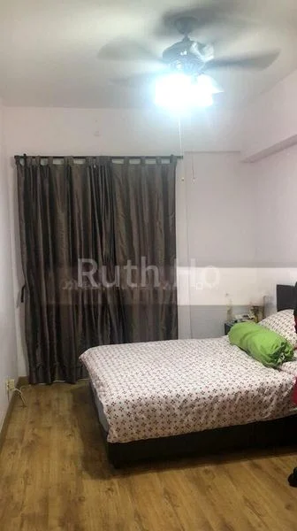 3 Bed Apartment (Condo) for Sale in  Parkview Apartments - Image 5