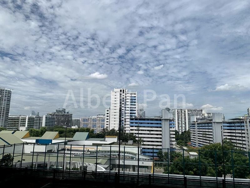 1 Bed Condo for Rent in  Eight Riversuites - Image 2
