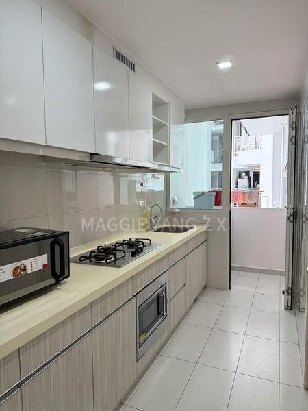 3 Bed Executive Condo for Sale in  1 Canberra - Image 6