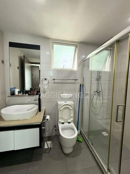 3 Bed Executive Condo for Sale in  1 Canberra - Image 5