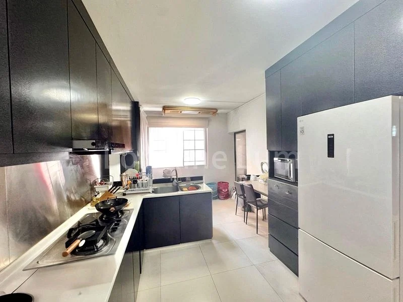 Executive HDB for Sale in 273 Bangkit Road - Image 4