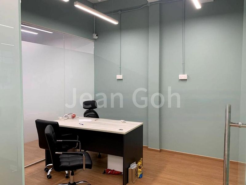 Other Retail for Rent: 8 Hongkong Street - Image 3