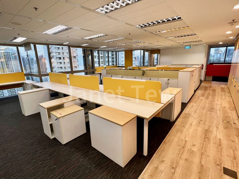 Office for Rent: Central Plaza - Image 2
