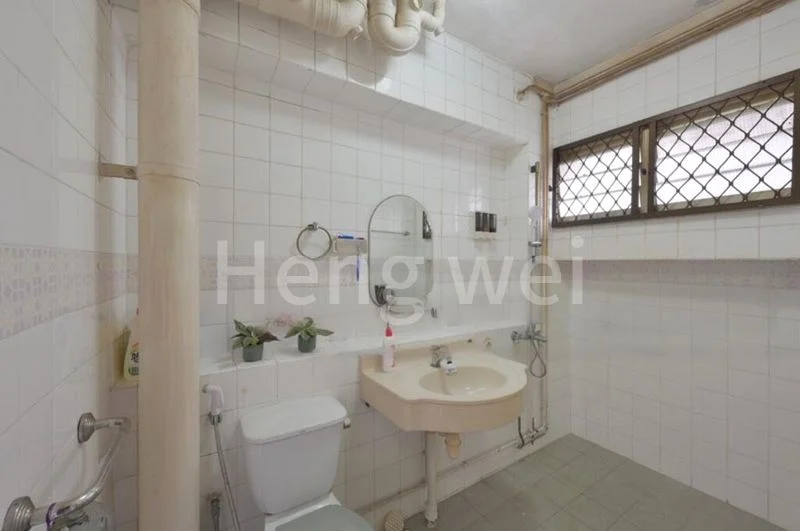 Executive HDB for Sale in  758 Choa Chu Kang North 5 - Image 3